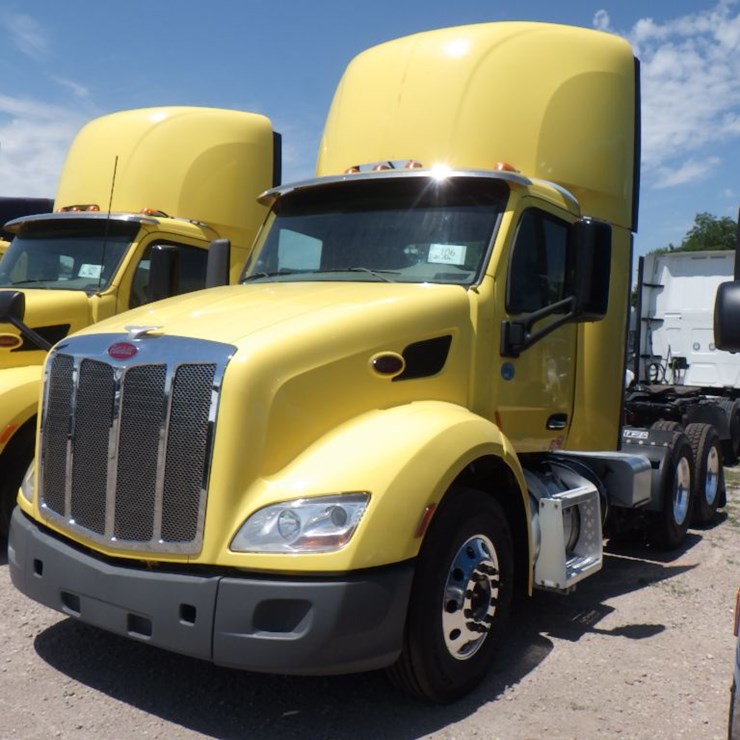 2020 PETERBILT 579