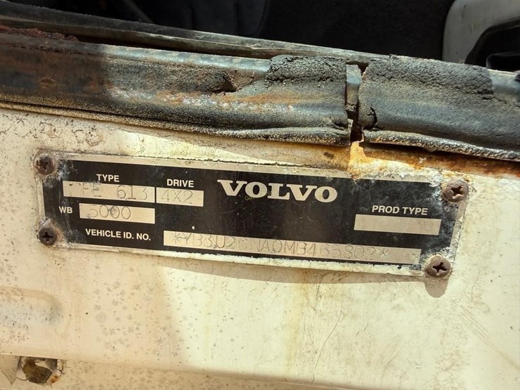 1991-volvo-fe6-image-18