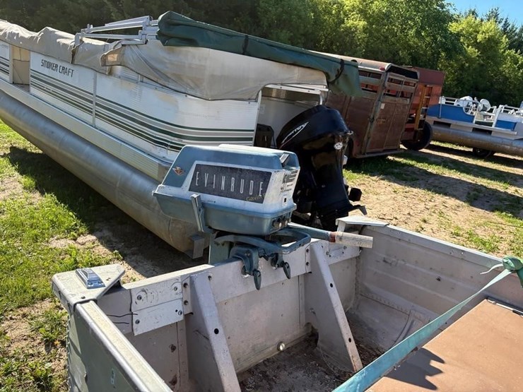 14'-aluminum-fishing-boat.-image-3