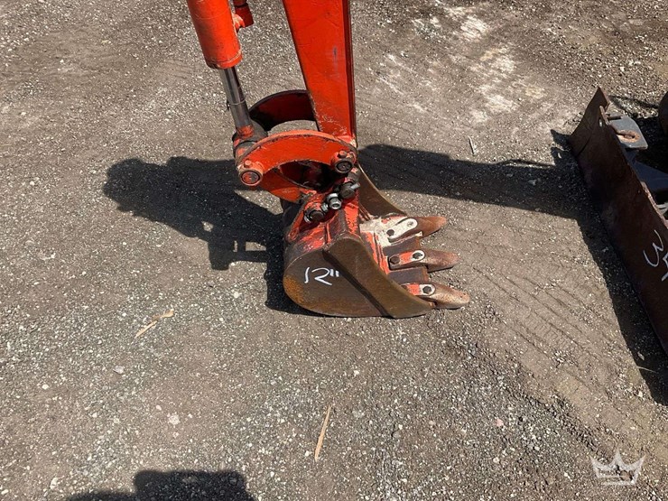 2019-kubota-k008-3-image-7