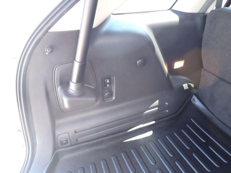 2011-ford-edge-image-59