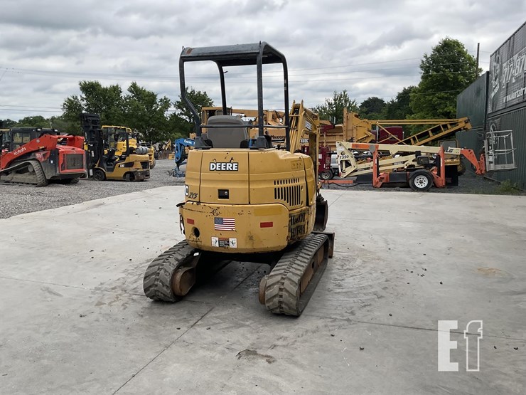 2005-deere-27c-image-4