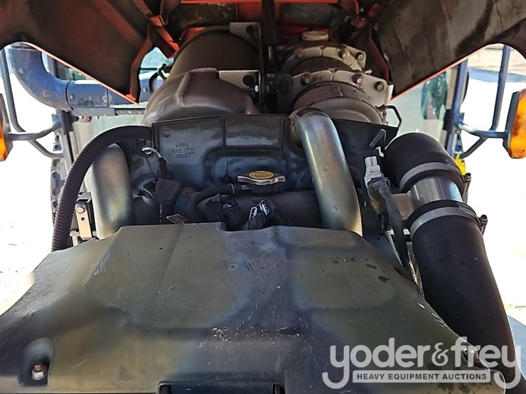 2021-kubota-m5-111-image-15