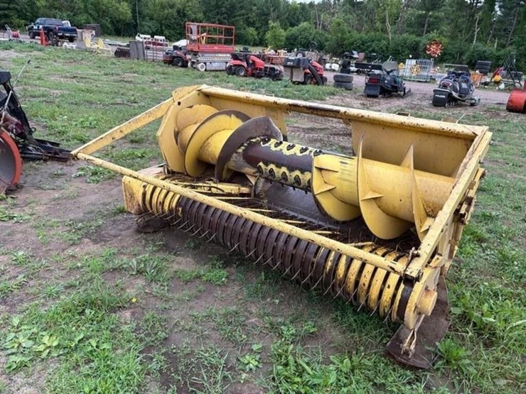 new-holland-890a-image-1