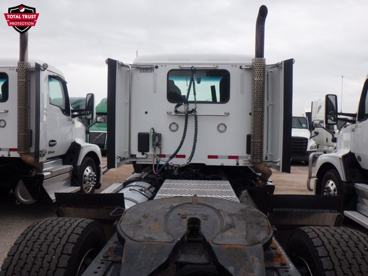 2024-kenworth-t680-image-10