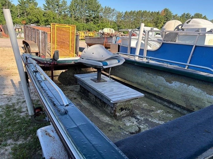 star-craft-14.5'-boat-image-6