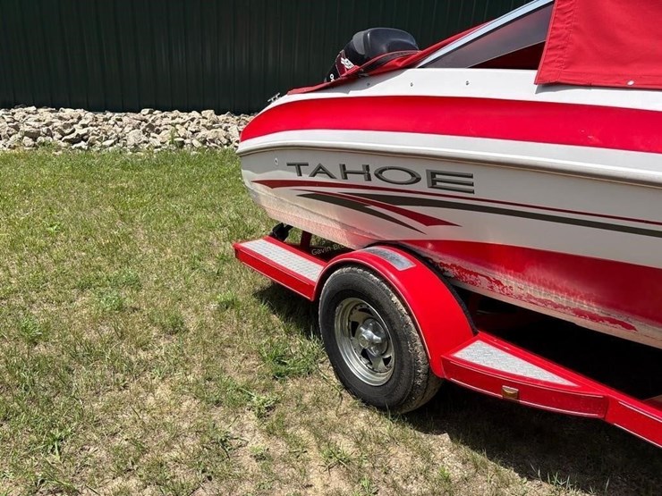 2004-tracker-tahoe-q3sf-fish/ski-boat-image-6