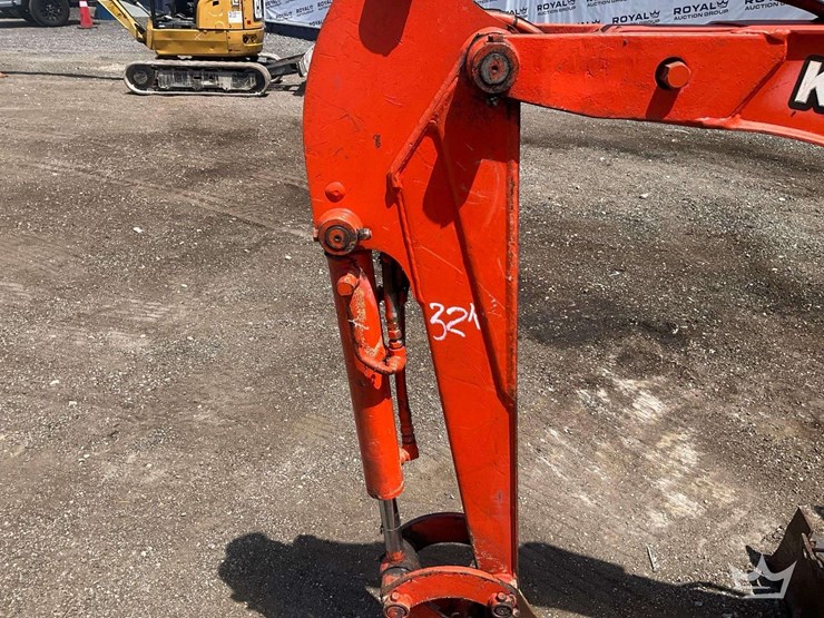 2019-kubota-k008-3-image-6