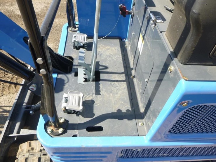 hydraulic-excavator-image-20