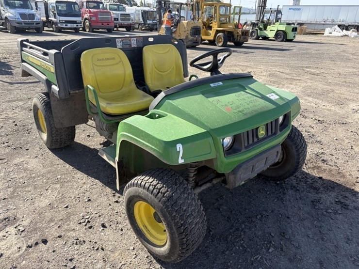 2016-john-deere-tx-4x2-image-2