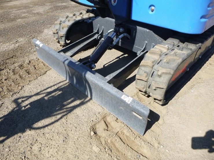hydraulic-excavator-image-15