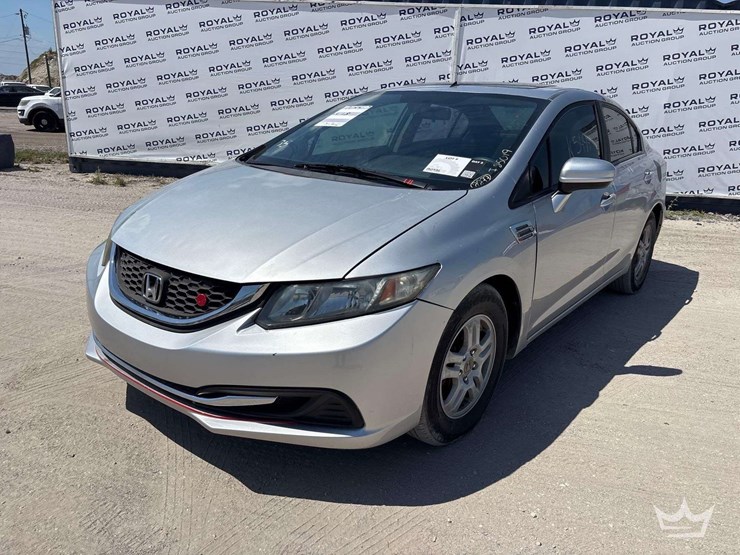 2015-honda-civic-sedan-image-1