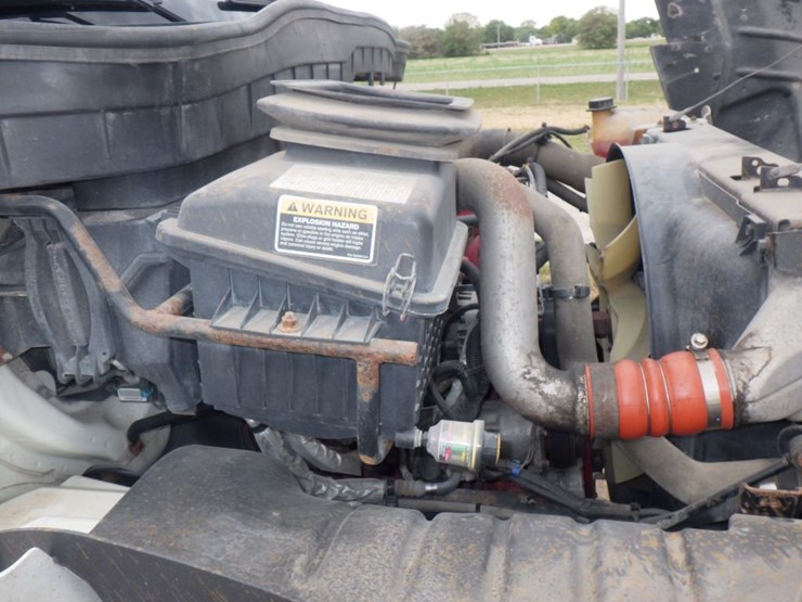 2018-international-durastar-4300-image-17