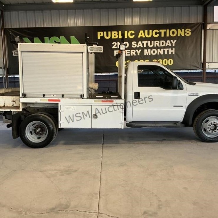 2006 FORD F550