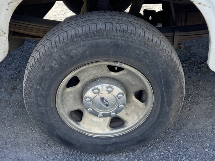 2007-ford-f250-xlt-image-35