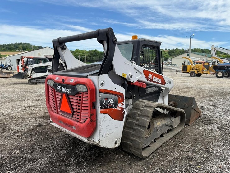 2020-bobcat-t76-image-4