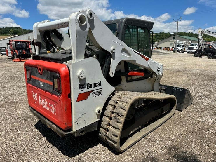 2017-bobcat-t750-image-6