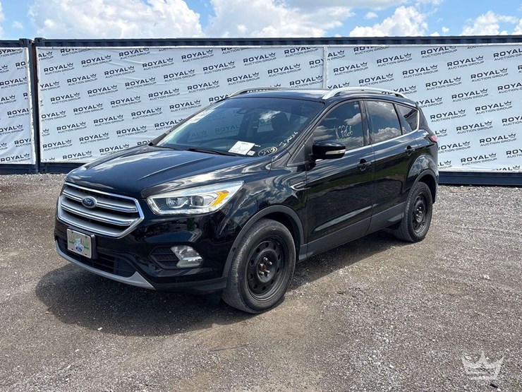 2018-ford-escape-image-1
