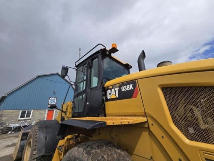 2016-caterpillar-938k-image-24