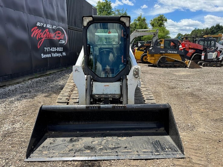2017-bobcat-t750-image-9