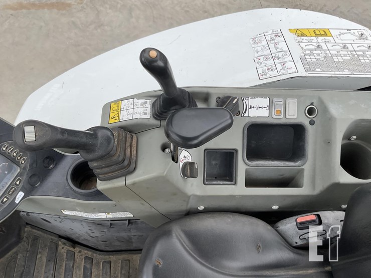 2019-bobcat-e32i-image-14