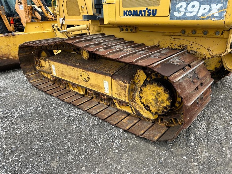 2016-komatsu-d39px-24-image-16