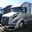 2023-volvo-vnl860-image-1