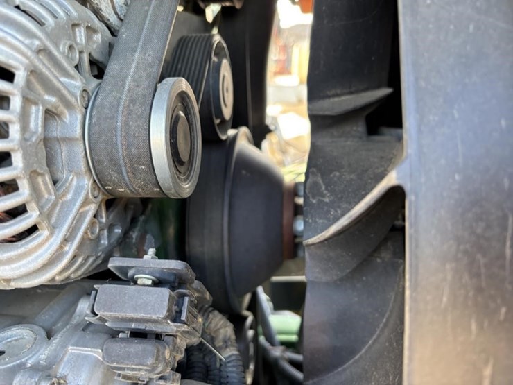 john-deere-6420-image-57