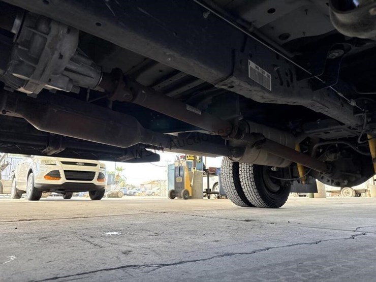 2015-ford-f450-image-32