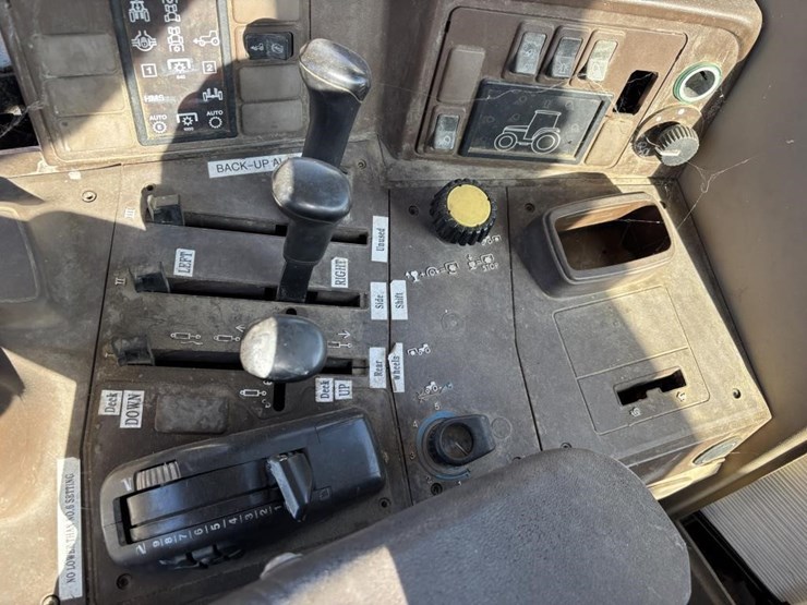 john-deere-6420-image-37