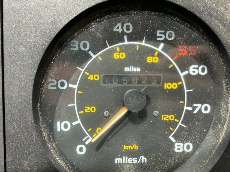 1991-volvo-fe6-image-9