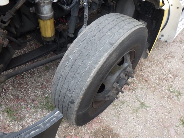 2023-peterbilt-579-image-20