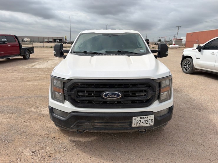 2023-ford-f150-image-2