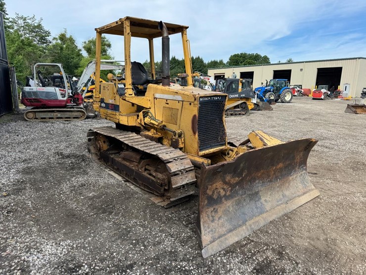 komatsu-d37e-2-image-8