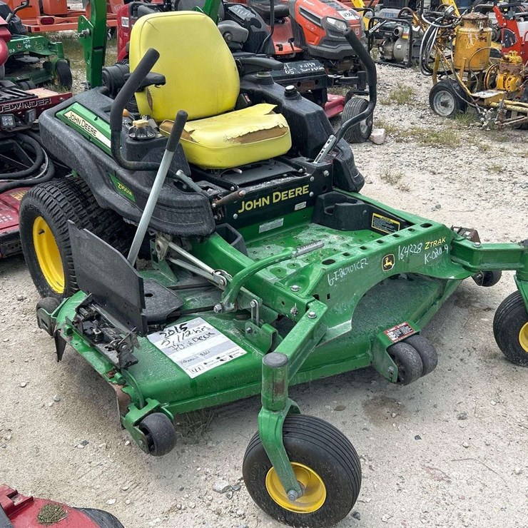 2015 John Deere 950M 72in Zero Turn Mower