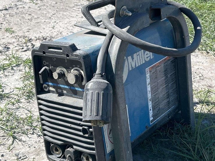 2017-miller-cst-280-stick/-tig-welder-image-1