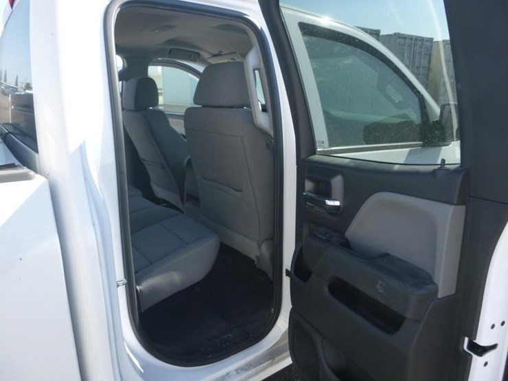 2016-chevrolet-1500-image-8