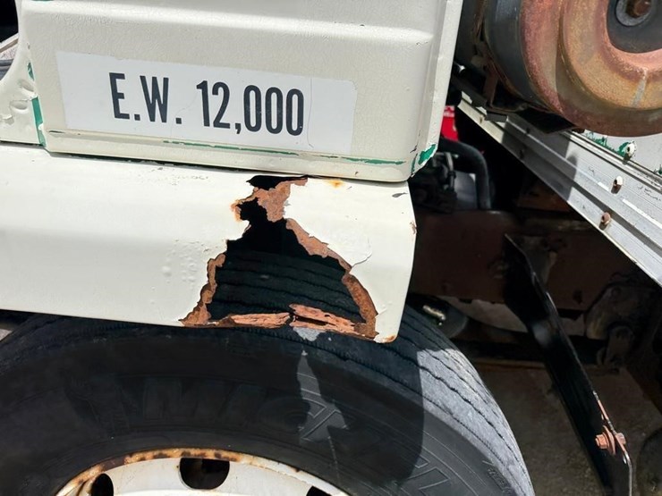 1991-volvo-fe6-image-5