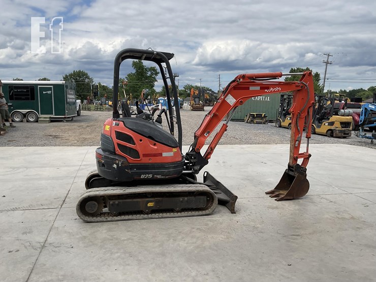 2021-kubota-u25-image-5