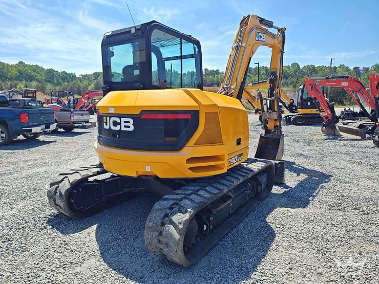 2023-jcb-90z-2-t4-midi-excavator-image-3