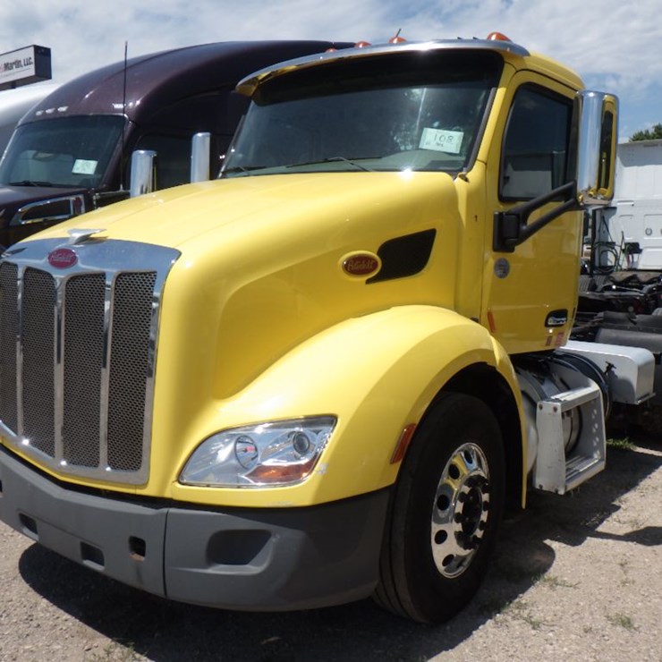 2020 PETERBILT 579