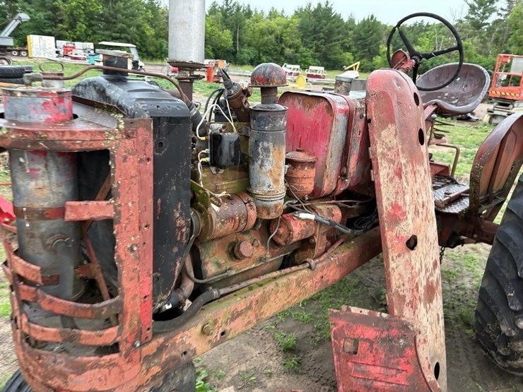 massey-ferguson-22-image-4