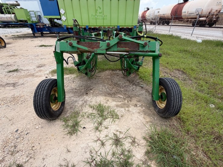 john-deere-705-image-6