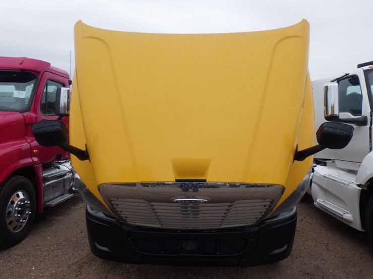 2018-freightliner-cascadia-125-image-21