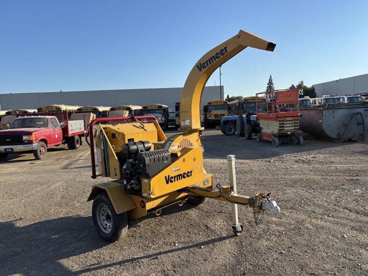 2019-vermeer-bc700xl-image-2