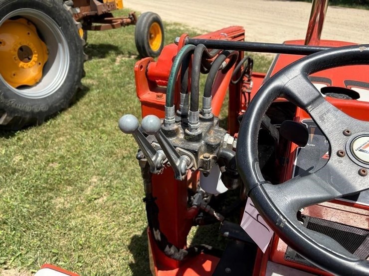 allis-chalmers-190-mini-replica-image-10