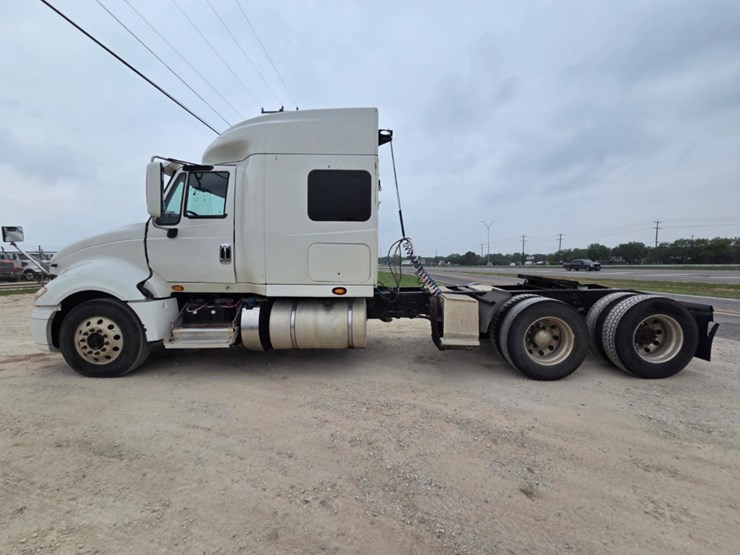 2015-international-prostar-image-8