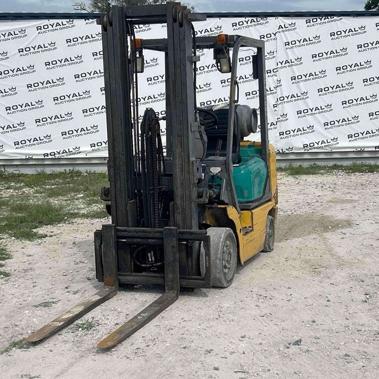2012 KOMATSU FG25T-16