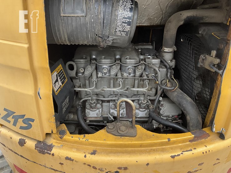 2005-deere-27c-image-17