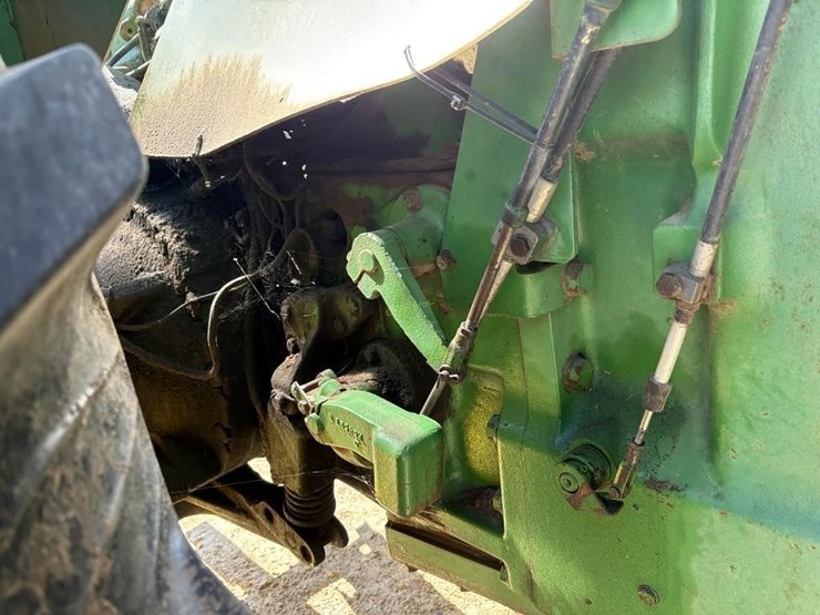 john-deere-8640-image-16
